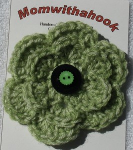 crochet flower pin hang tag